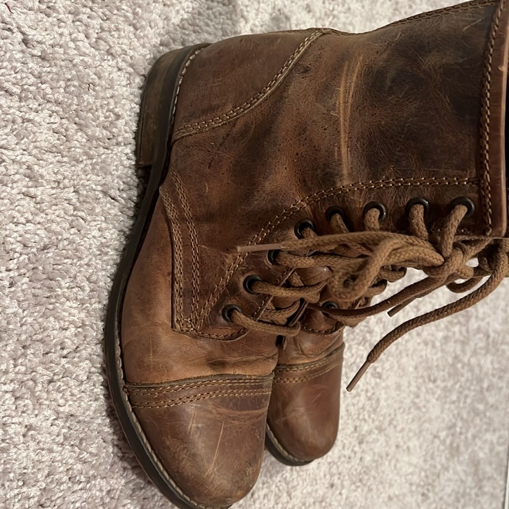 Steve Madden leather combat boots - Picture 2 of 7